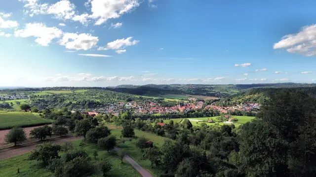 Luftbild der Gemeinde Berglen im Sommer